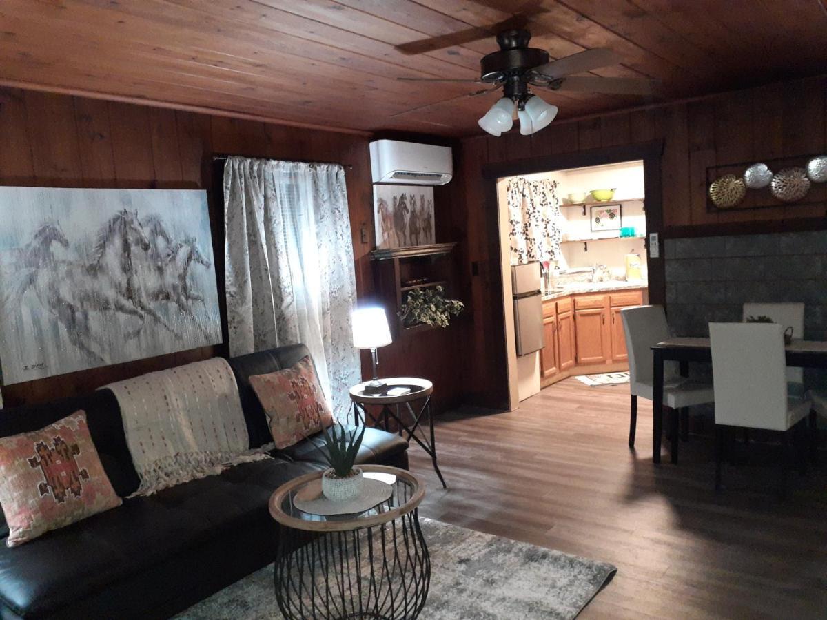 Edgewater Resort Cottage #1 Hot Springs Extérieur photo